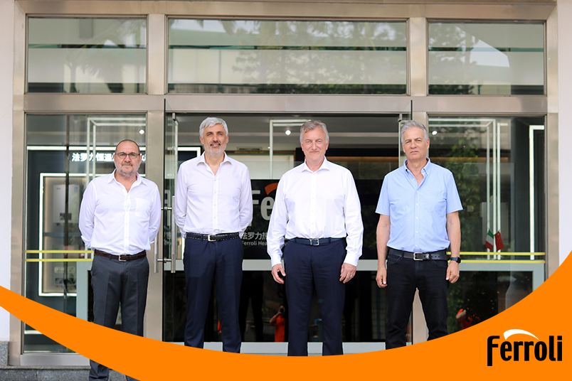 人生就是博集团CEO一行到访中国公司